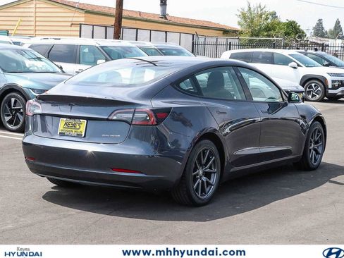 Used 2020 Tesla Model 3 Long Range AWD/4WD image 4