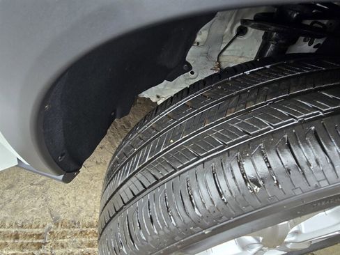 Used 2024 Honda HR-V LX image 28