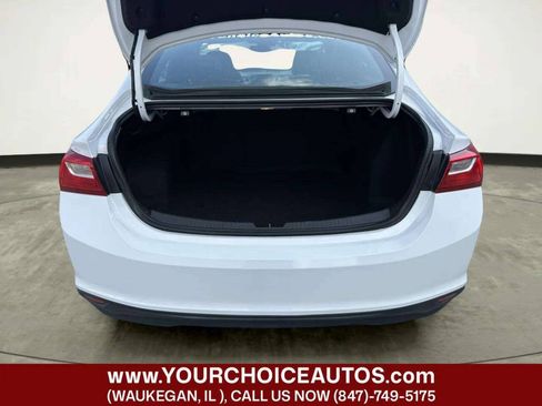 Used 2023 Chevrolet Malibu LT FWD image 17