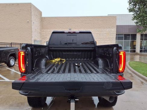 Used 2020 GMC Sierra 2500 Denali w/ Denali Ultimate Package AWD/4WD image 23