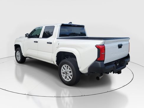 Used 2024 Toyota Tacoma SR RWD image 4