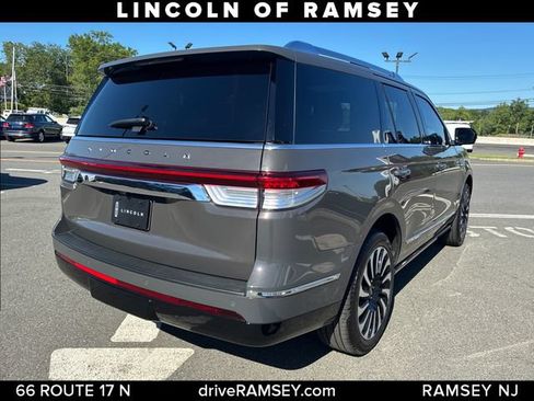 Used 2024 Lincoln Navigator Black Label AWD/4WD image 7