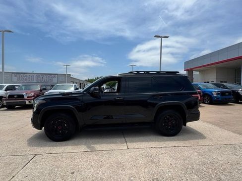 Used 2025 Toyota Sequoia TRD Pro AWD/4WD image 6