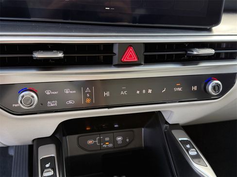 New 2026 Kia Sorento S image 23