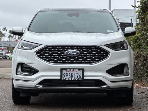 Certified 2024 Ford Edge Titanium w/ Titanium Elite Package image 2