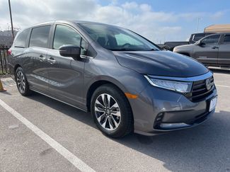 Used 2024 Honda Odyssey EX-L video 3