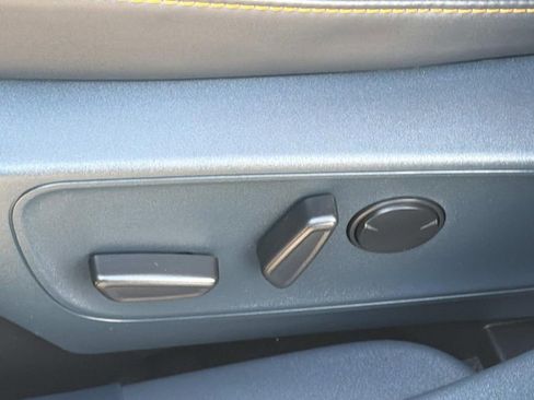 Used 2025 Ford Maverick Tremor image 18