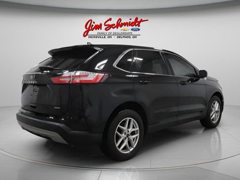 Used 2024 Ford Edge SEL w/ Convenience Package AWD/4WD image 6