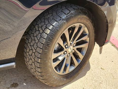 Used 2021 Ford Expedition Limited image 6