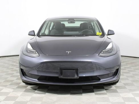 Used 2023 Tesla Model 3 Performance image 4