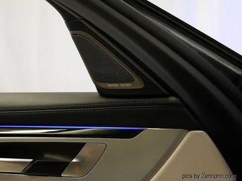 Used 2021 BMW 740i xDrive w/ M Sport Package AWD/4WD image 26