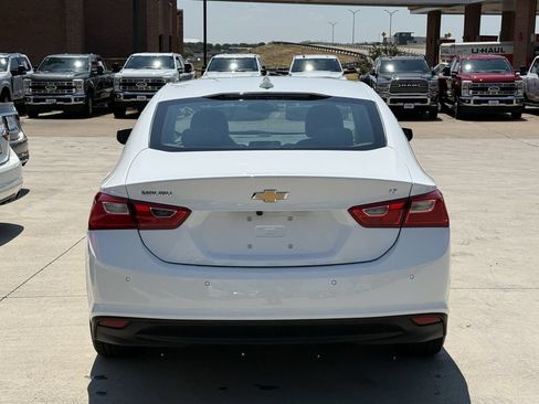 Used 2025 Chevrolet Malibu LT FWD image 5