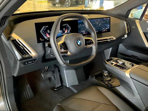 Used 2026 BMW iX xDrive45 image 8