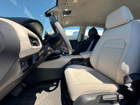 Used 2024 Honda HR-V LX image 10