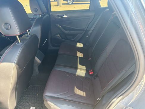 Used 2023 Volkswagen Jetta GLI Autobahn FWD image 6