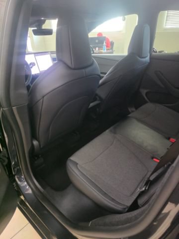 Used 2026 Tesla Model Y 2WD image 15