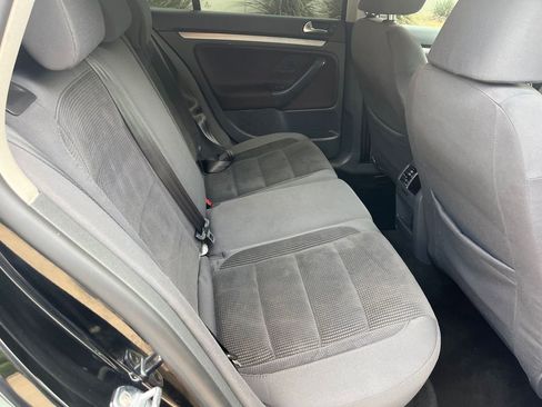 Used 2009 Volkswagen Jetta S FWD image 18