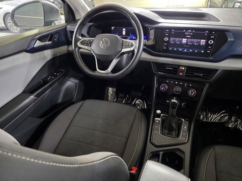 Used 2023 Volkswagen Taos SE image 19