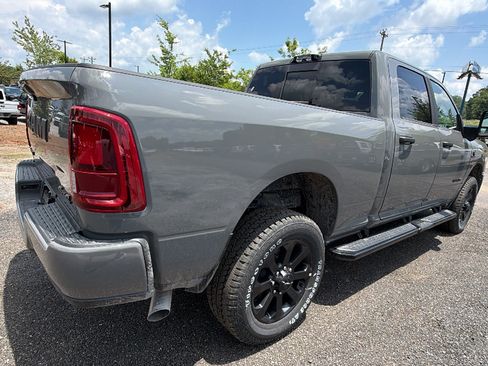 New 2026 RAM 2500 Big Horn AWD/4WD image 8