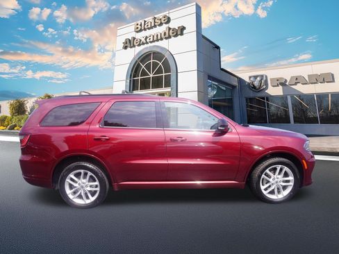 Used 2024 Dodge Durango GT AWD/4WD image 2
