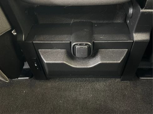 Used 2019 Ford F150 XLT w/ Equipment Group 302A Luxury AWD/4WD image 27