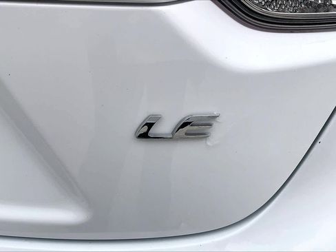 Used 2023 Toyota Corolla LE FWD image 10
