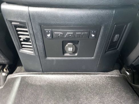 Used 2017 RAM 1500 Laramie w/ Convenience Group AWD/4WD image 24