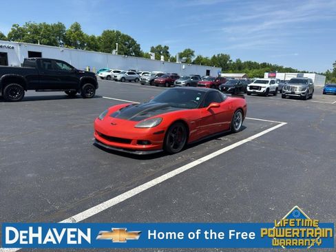Used 2011 Chevrolet Corvette Coupe w/ Preferred Equipment Group RWD image 10