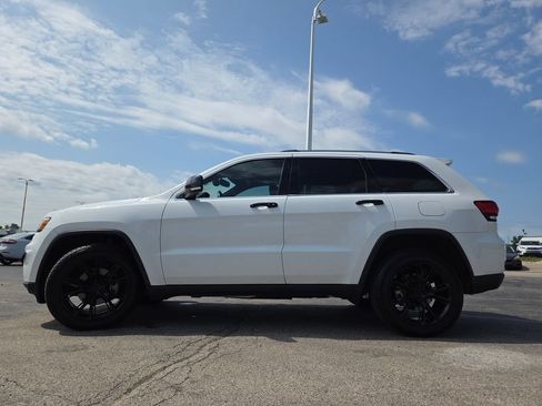 Used 2020 Jeep Grand Cherokee Limited AWD/4WD image 22