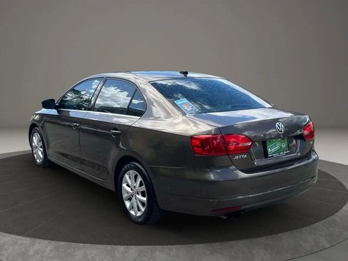 Used 2014 Volkswagen Jetta SE image 5