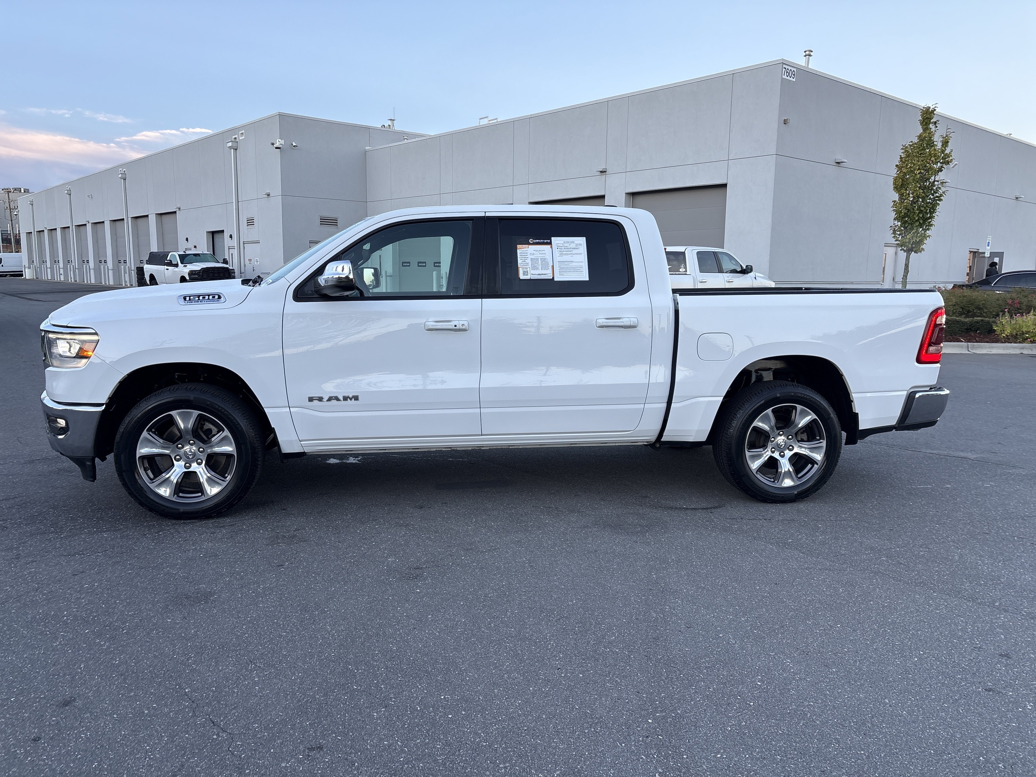Used 2023 RAM 1500 Laramie AWD/4WD image 6