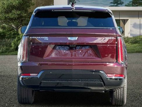 New 2025 Cadillac Escalade IQ Sport 1 w/ LPO, ONYX Package image 5