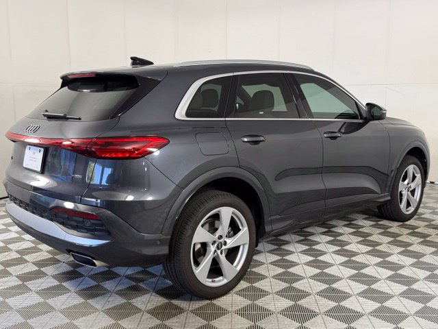 Used 2025 Audi Q5 Premium Plus w/ Premium Plus AWD/4WD image 8