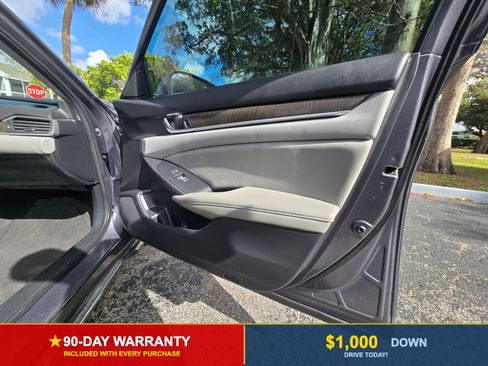 Used 2019 Honda Accord EX image 27