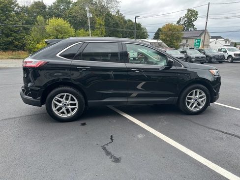 Used 2022 Ford Edge SEL w/ Convenience Package image 8