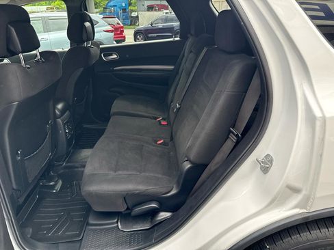 Used 2019 Dodge Durango SXT w/ 3rd Row Seating Group AWD/4WD image 23