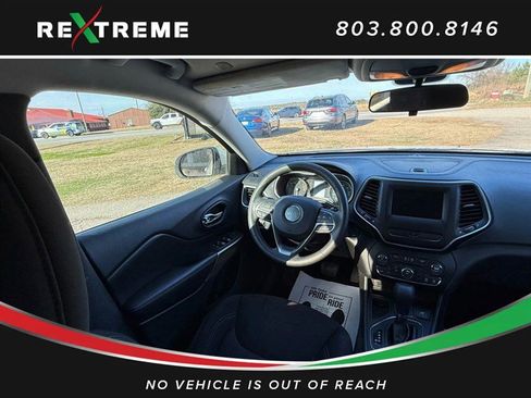 Used 2020 Jeep Cherokee Latitude image 24