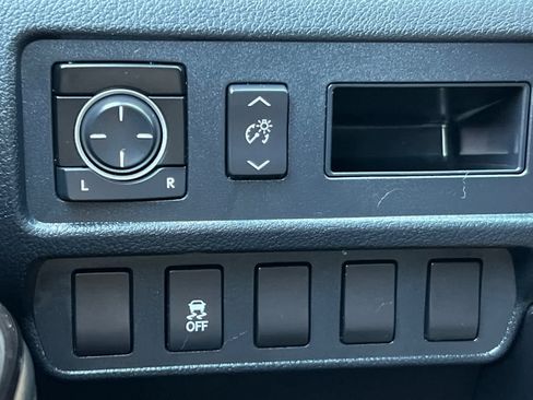 Used 2010 Lexus HS 250h w/ Touring Pkg FWD image 30