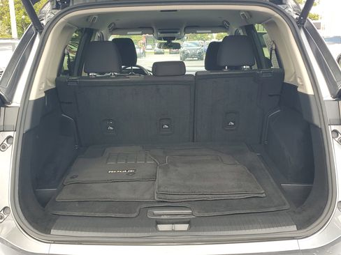 Certified 2024 Nissan Rogue SV FWD image 6