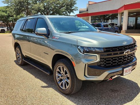 Used 2024 Chevrolet Tahoe Z71 w/ Luxury Package AWD/4WD image 6