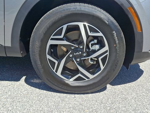 Certified 2024 Kia Sportage LX AWD/4WD image 8