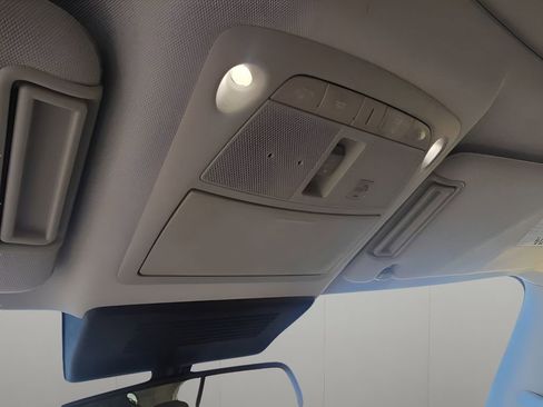 Used 2021 Nissan Armada SL w/ Captain's Chairs Package image 25