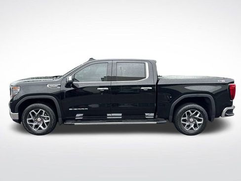 Used 2023 GMC Sierra 1500 SLT w/ SLT Premium Plus Package AWD/4WD image 2
