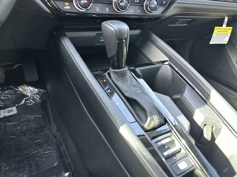 Used 2024 Honda Accord EX-L image 18