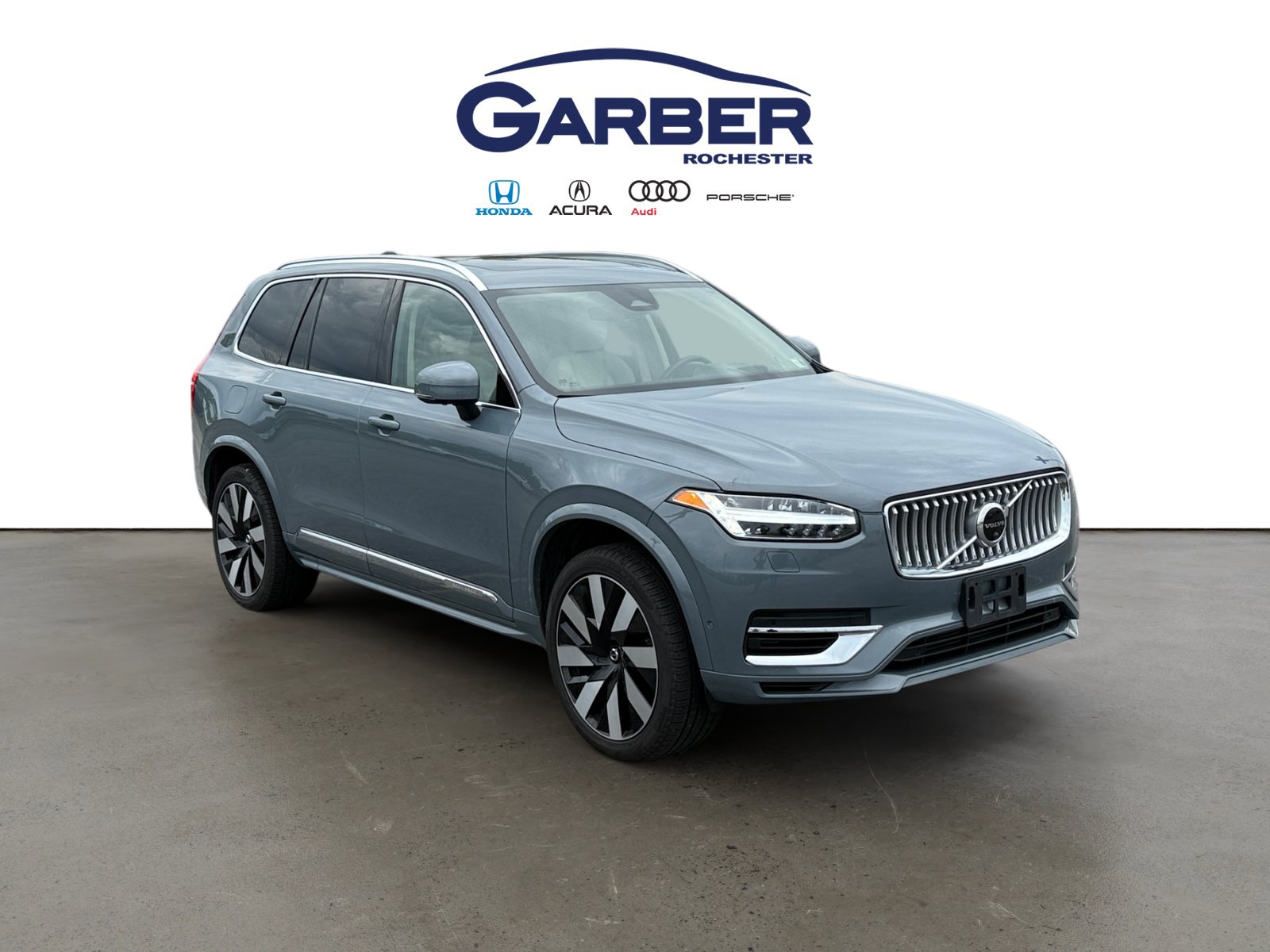 Used 2023 Volvo XC90 T8 Ultimate AWD/4WD image 7