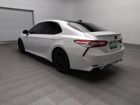 Used 2020 Toyota Camry XSE image 5