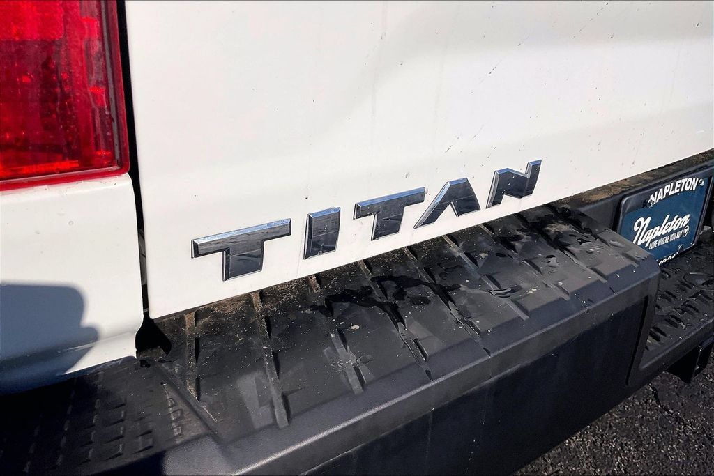Used 2019 Nissan Titan S w/ S Utility Package AWD/4WD image 31