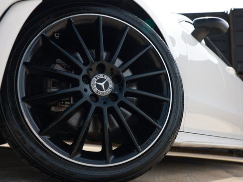 Used 2021 Mercedes-Benz CLA 250 w/ AMG Line image 46