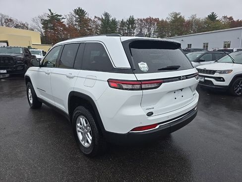 Certified 2023 Jeep Grand Cherokee Laredo image 5