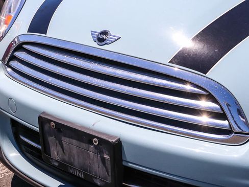 Used 2014 MINI Cooper Clubman FWD image 3